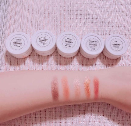 Super Shock Shadow/ColourPop/単色アイシャドウを使ったクチコミ(2枚目)