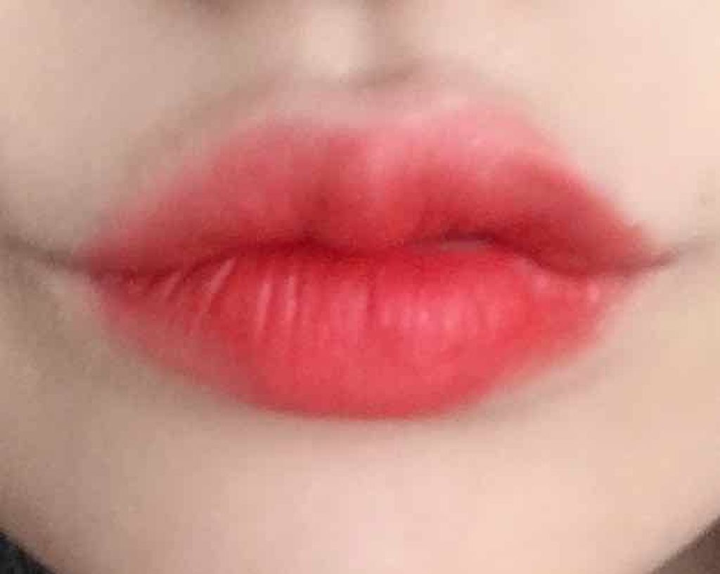 ブラッディライアー コーティングティント/lilybyred/リップティントを使ったクチコミ（2枚目）