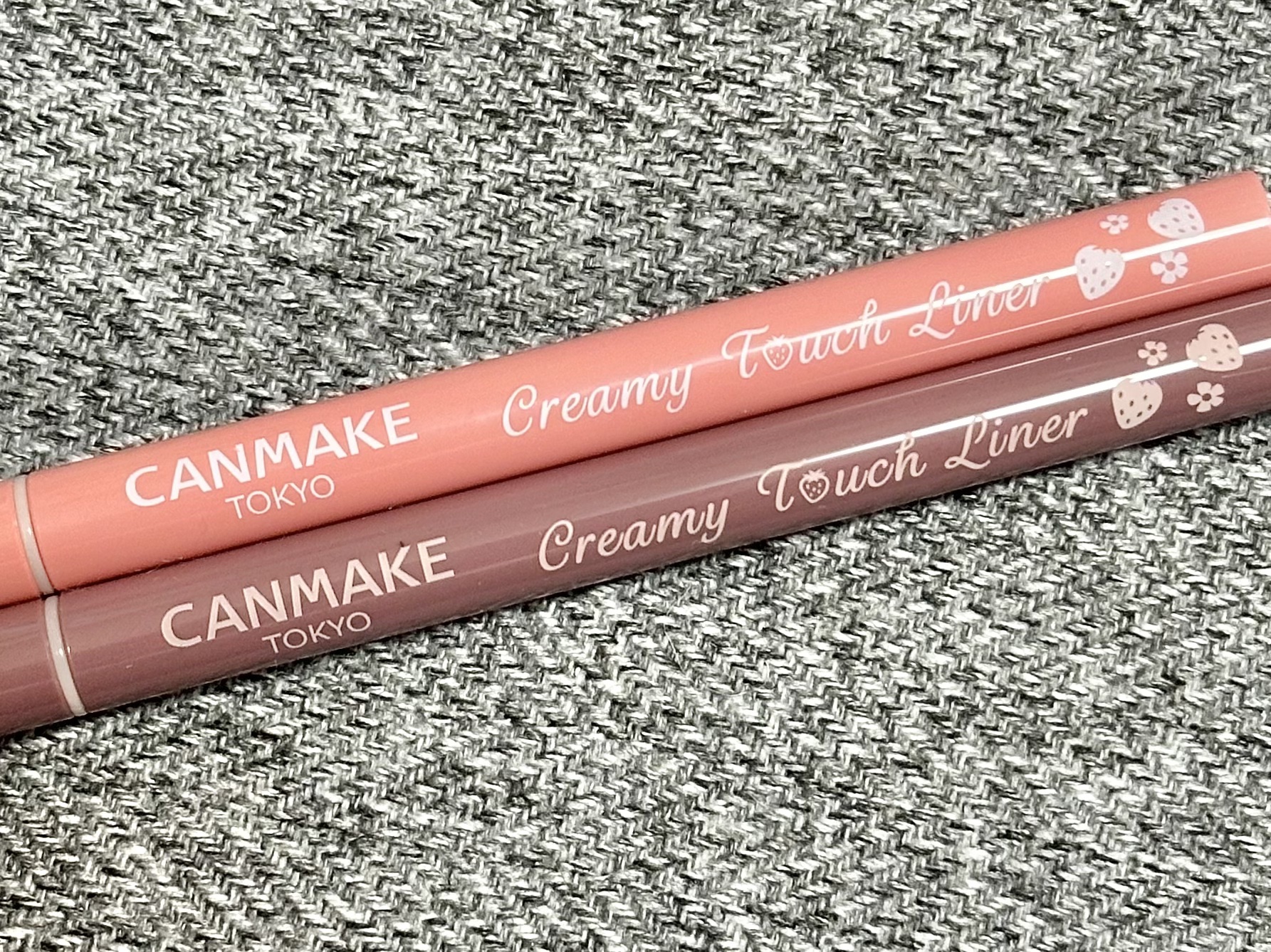 クリーミータッチライナー/キャンメイク/ジェルアイライナーを使ったクチコミ（3枚目）