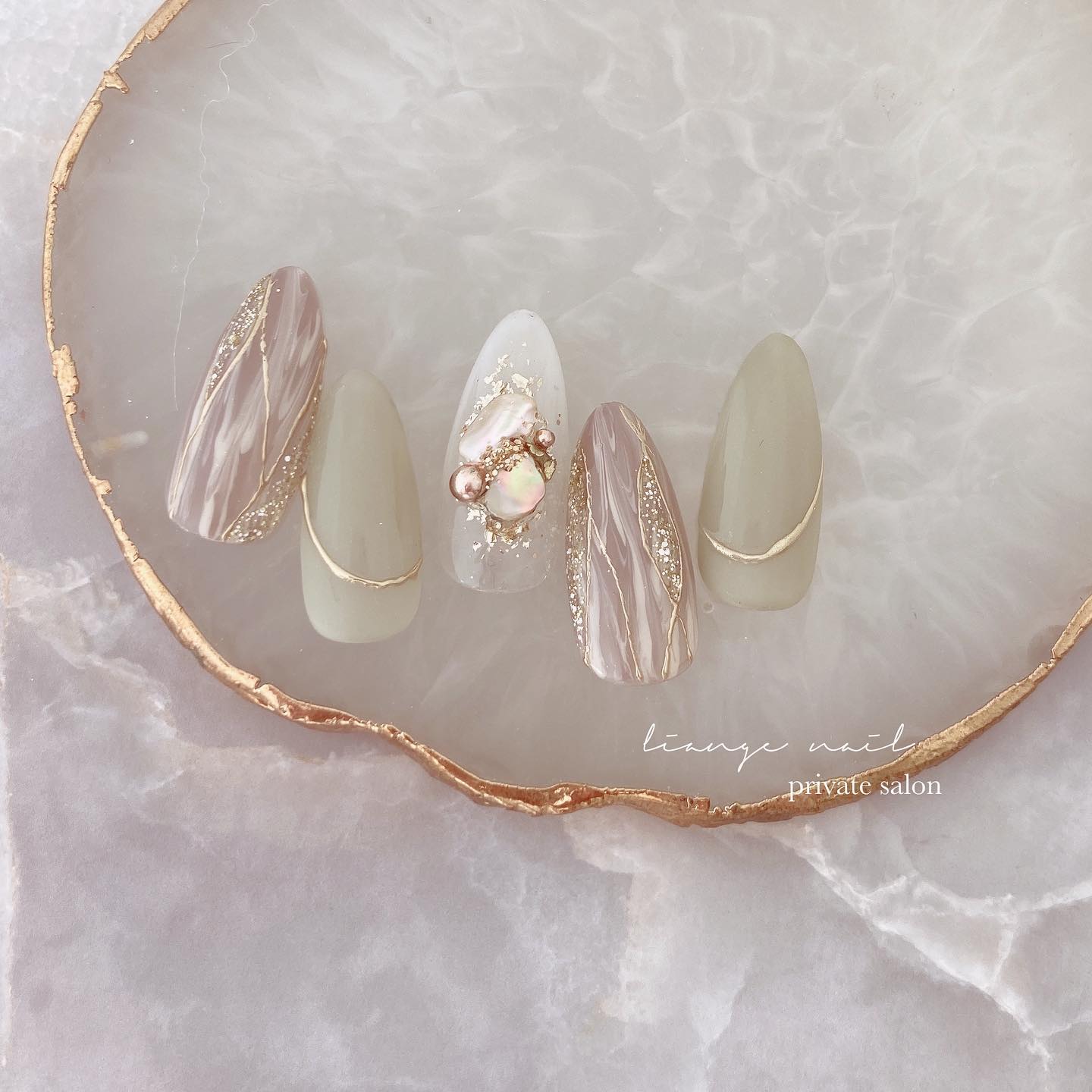 #リアンジェネイル,#柏ネイル,#ネイル,#春ネイル,#大人ニュアンスネイル,#ニュアンスネイル,#ジェルネイル,#ミラーネイル,#ピスタチオネイル,#シェルネイルのネイルデザイン