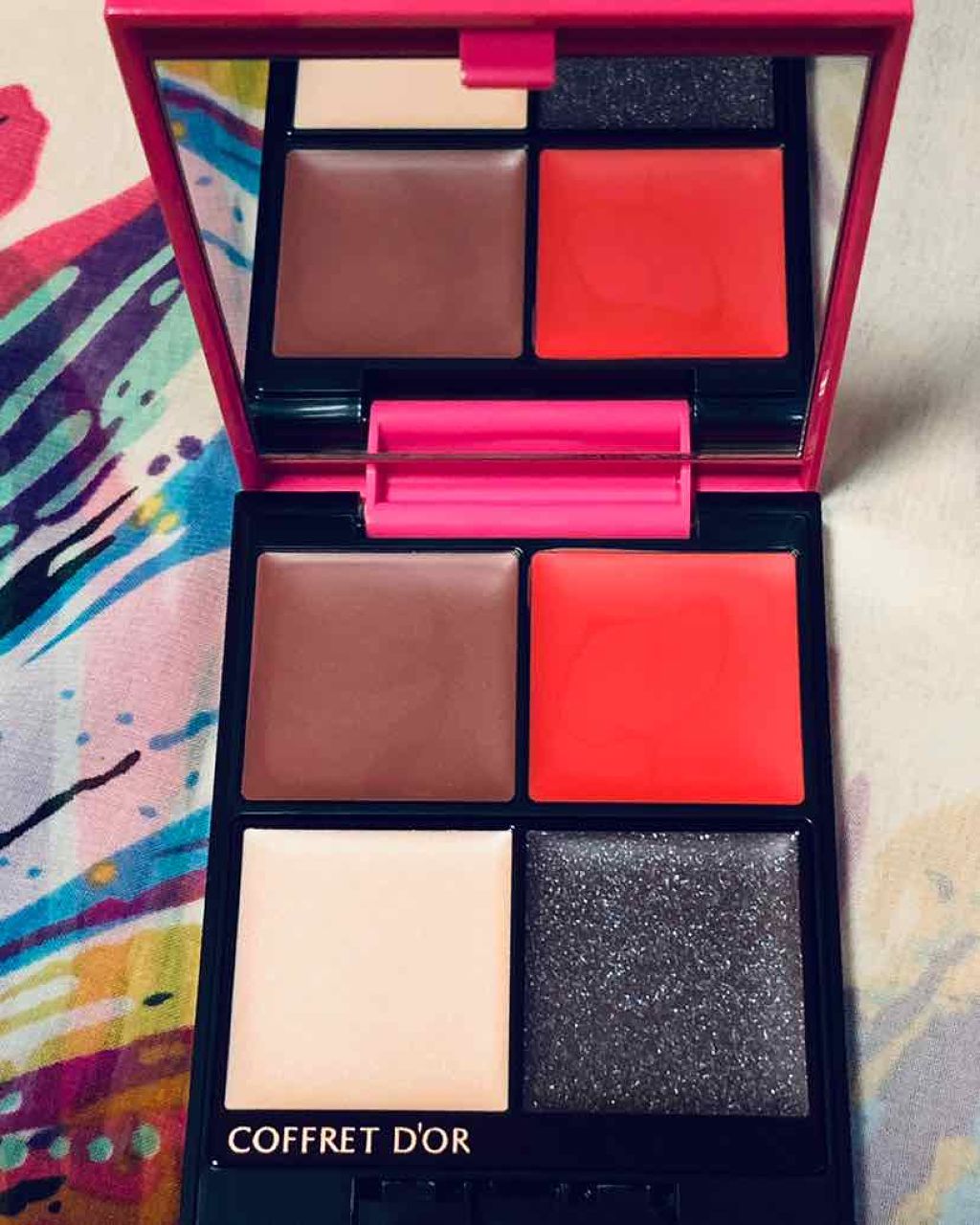 マルチデザイニングパレット/コフレドール/ジェル・クリームアイシャドウを使ったクチコミ（1枚目）