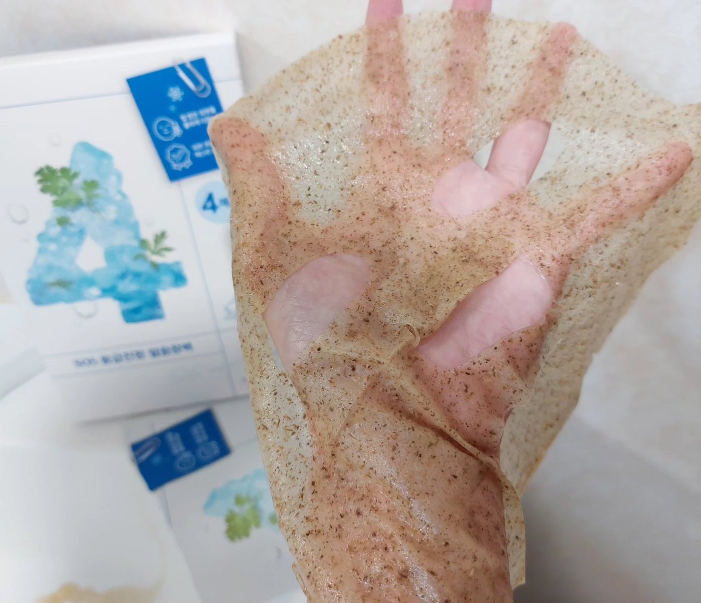 4番 ひんやりクーリングシートマスク/numbuzin/シートマスク・パックを使ったクチコミ(3枚目)