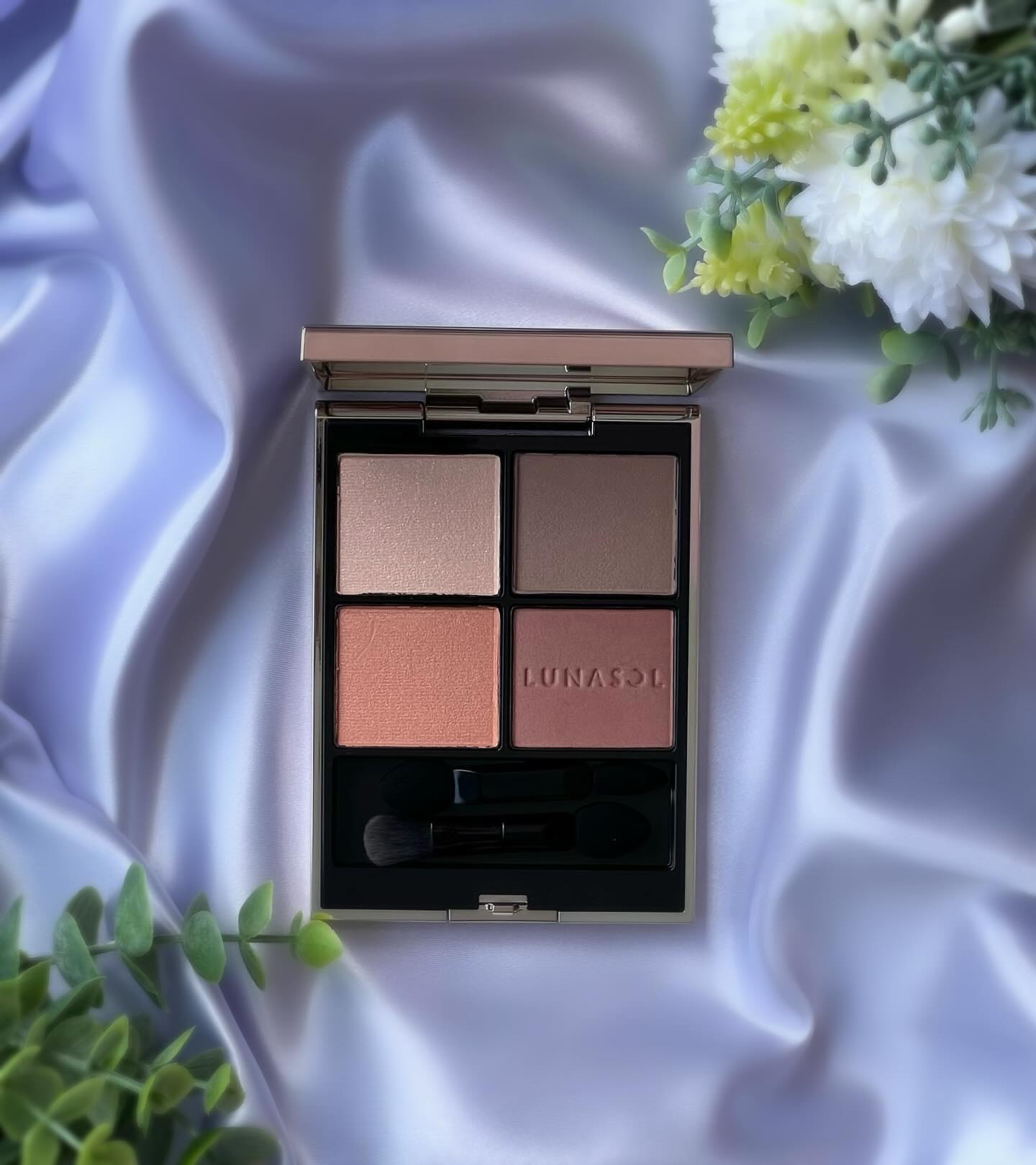 ルナソル アイカラーレーションN 01 Nostalgic Time/LUNASOL/アイシャドウパレットを使ったクチコミ（2枚目）