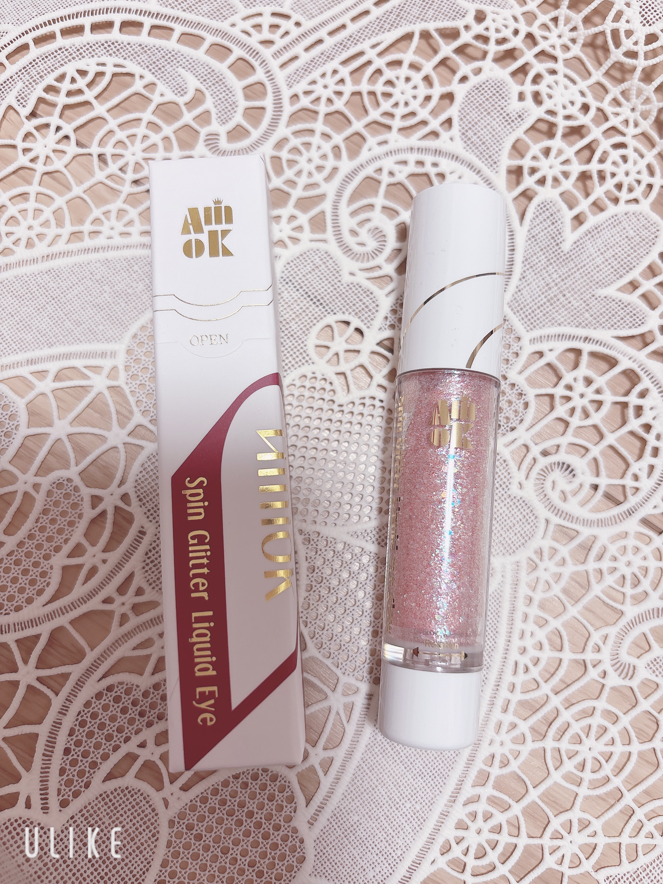 スピングリッターリキッドアイグロー/AMIOK/グリッターを使ったクチコミ（1枚目）