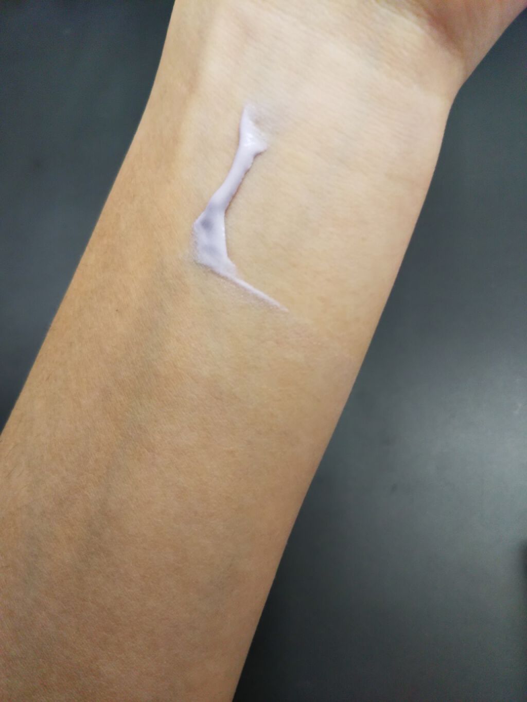 パラソーラ イルミスキンUVエッセンス(旧品)/パラソーラ/日焼け止め・UVケアを使ったクチコミ(4枚目)