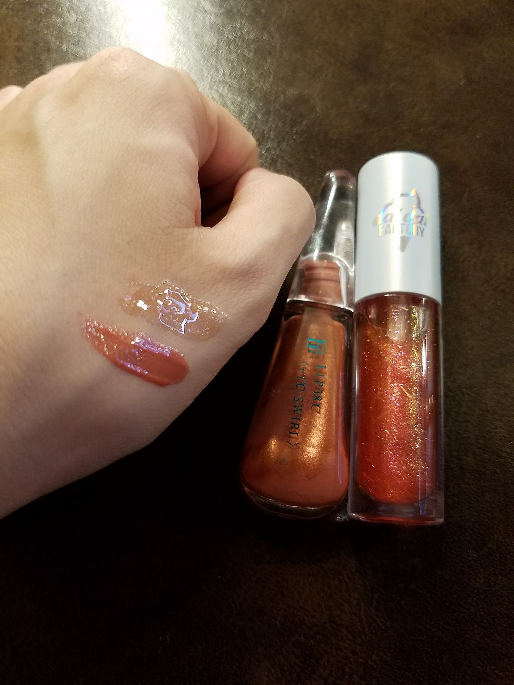 スモール アイシャドウ/M・A・C/単色アイシャドウを使ったクチコミ（2枚目）