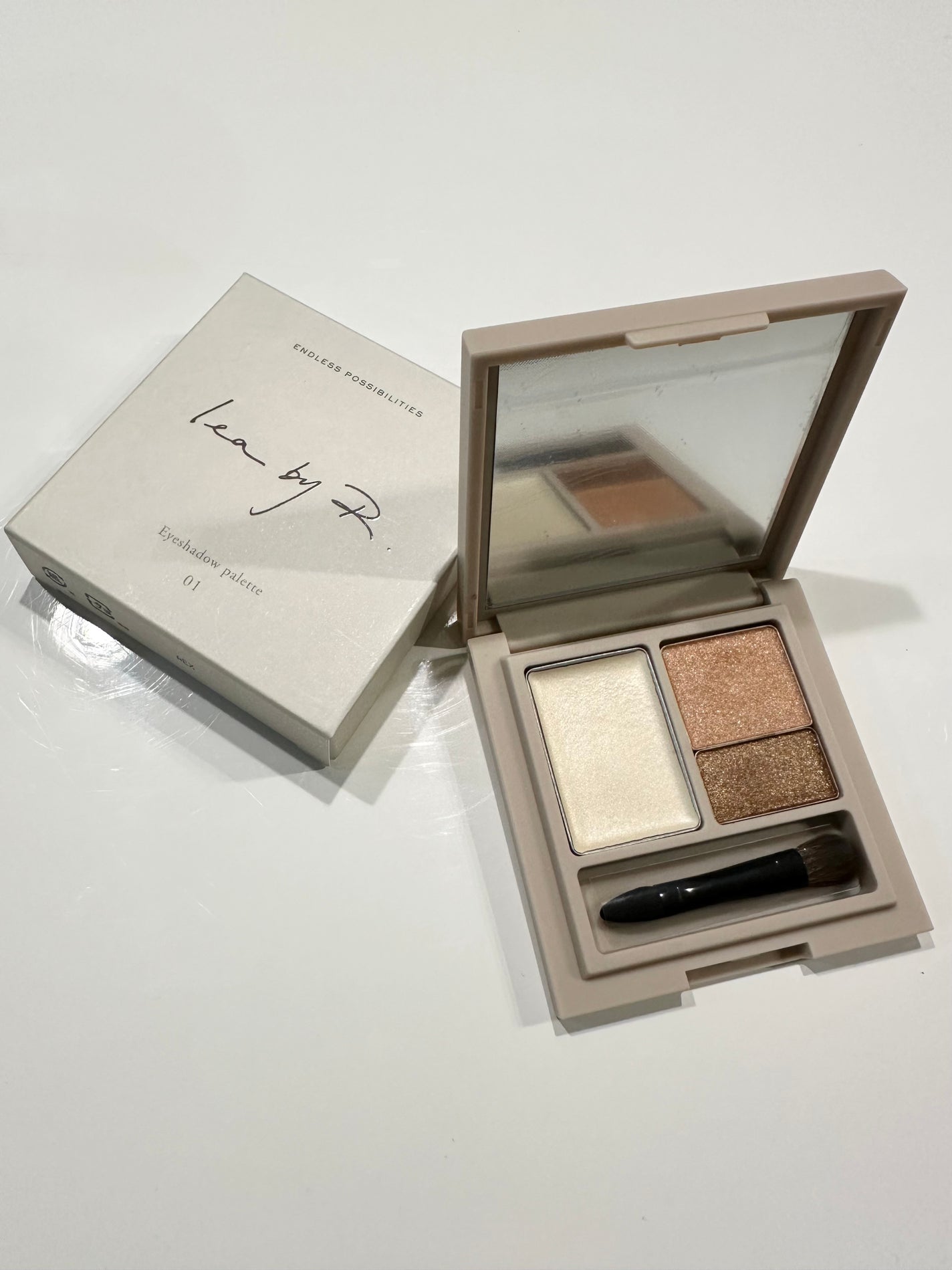 ベアスキンアイズ/lea by R./アイシャドウパレットを使ったクチコミ(1枚目)