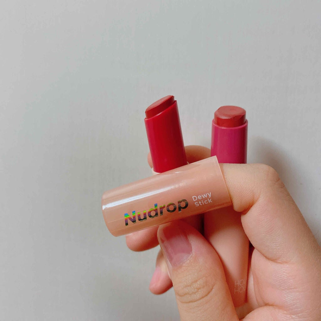 ヌードロップデュイスティック/HOLIKA HOLIKA/口紅を使ったクチコミ(4枚目)