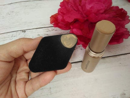 デュアルサイド シリコン ブレンダー/bareMinerals/パフ・スポンジを使ったクチコミ(2枚目)