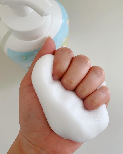 ykes on LIPS 「世界の果実 すっきり泡洗顔500mL1,958円 ..」(4枚目)