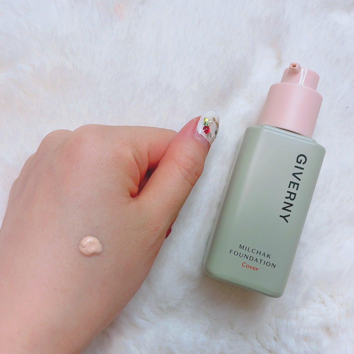 ジヴェルニー 密着カバーファンデーション/GIVERNY/リキッドファンデーションを使ったクチコミ(2枚目)