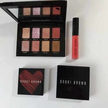 クラッシュドオイル インフューズド グロス 06 フリースタイル/BOBBI BROWN/リップグロスを使ったクチコミ（1枚目）