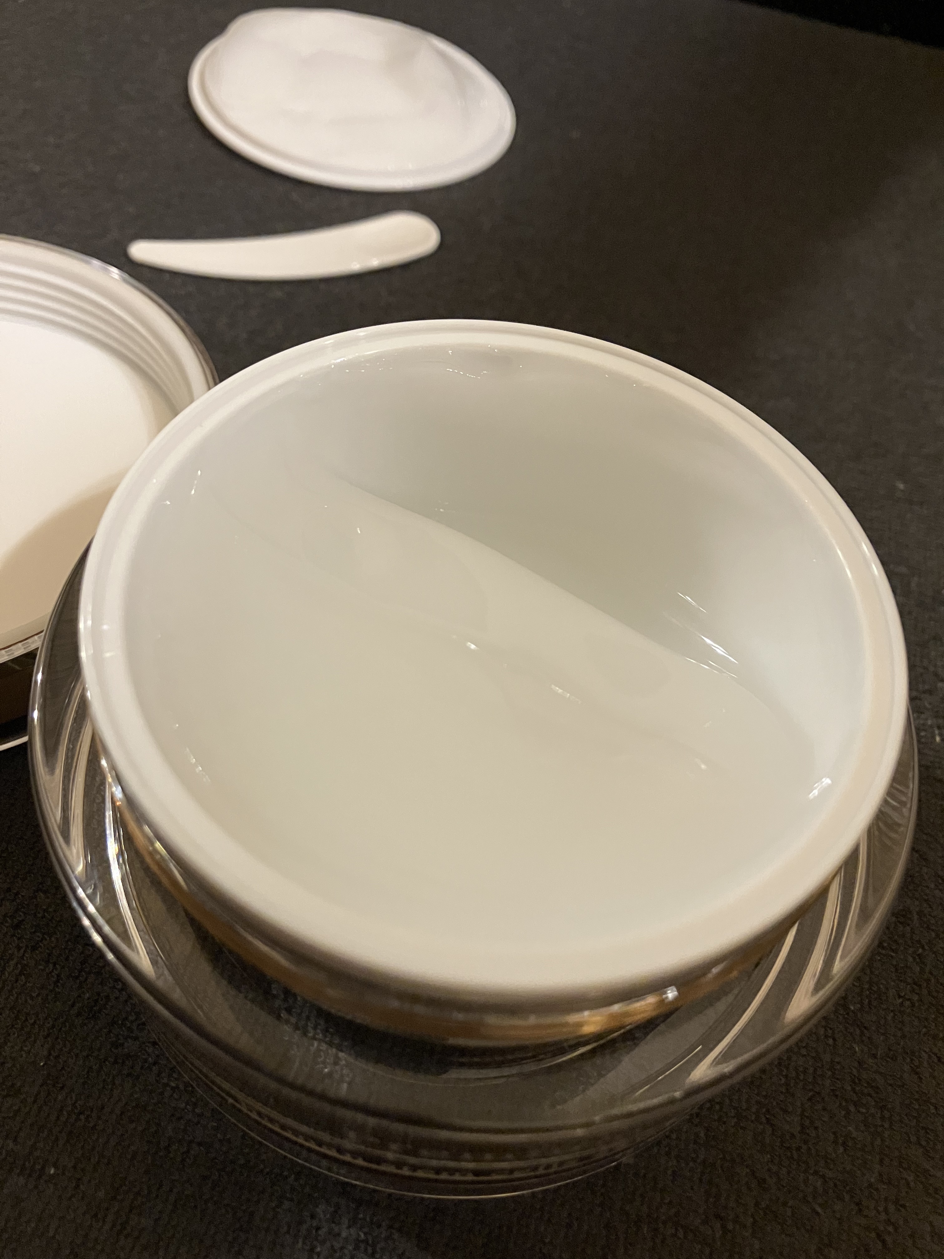 ヒト幹細胞 プレミアム オールインワンゲル/AMI/オールインワン化粧品を使ったクチコミ（2枚目）