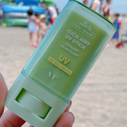 VT CICA エアリーUVスティックのクチコミ「VT
CICA エアリーUVスティック
SPF50 PA++++
を使い始めました。
3日目.....」(1枚目)