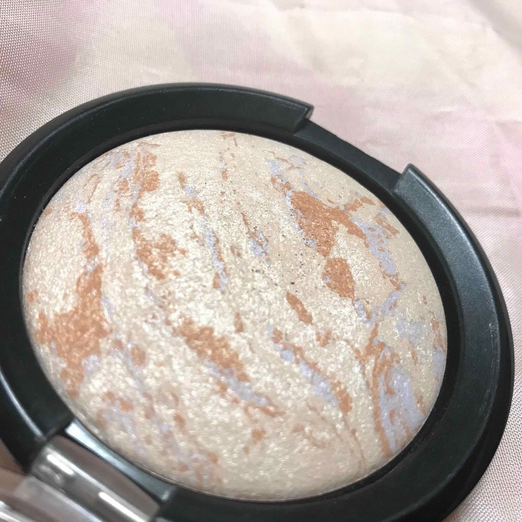 リシェ イルミネート パウダー/Visée/プレストパウダーを使ったクチコミ(2枚目)