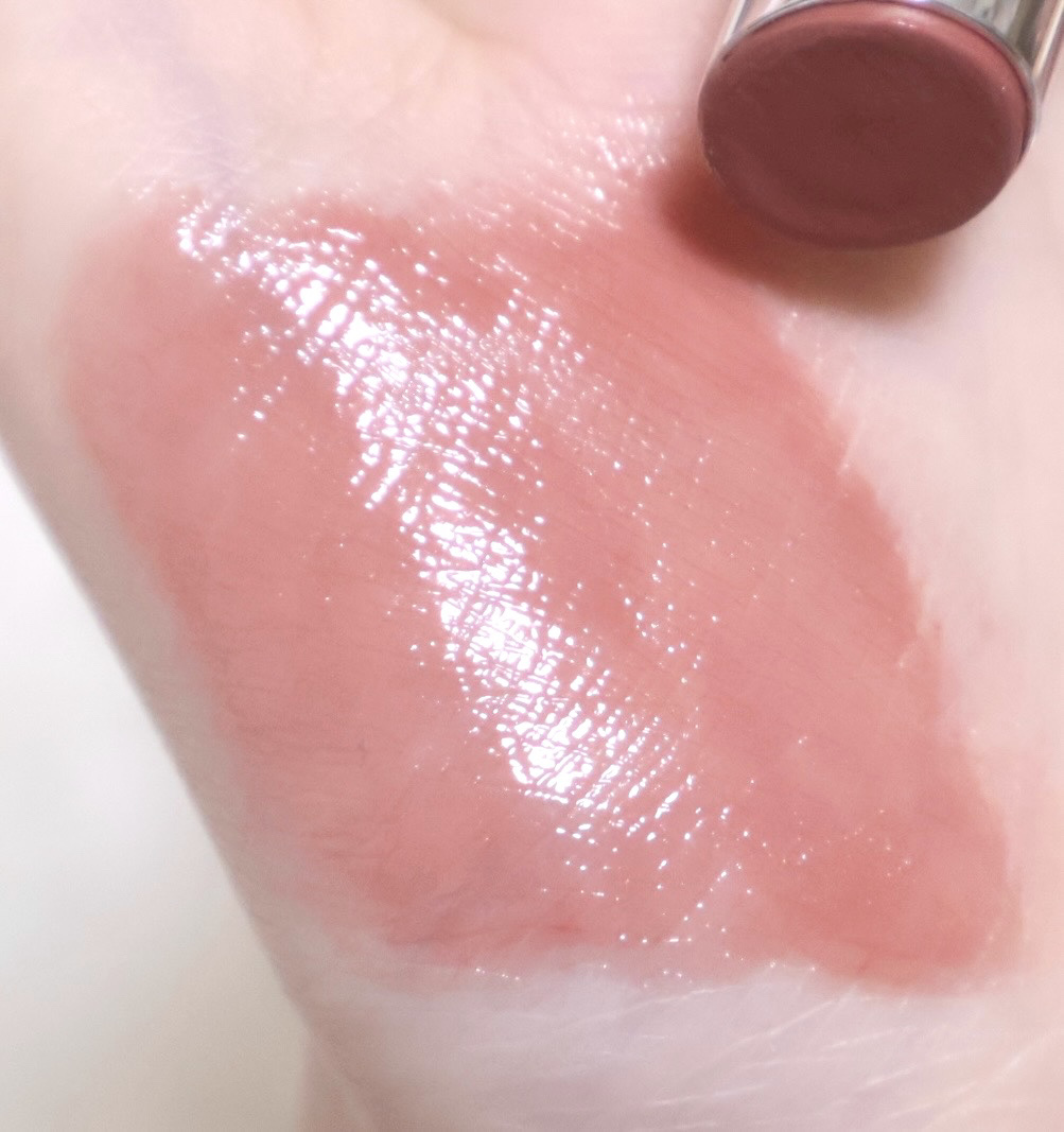 YSL ラブシャイン キャンディグレーズ No.15 ショーケーシング ヌード/YVES SAINT LAURENT BEAUTE/口紅を使ったクチコミ（1枚目）