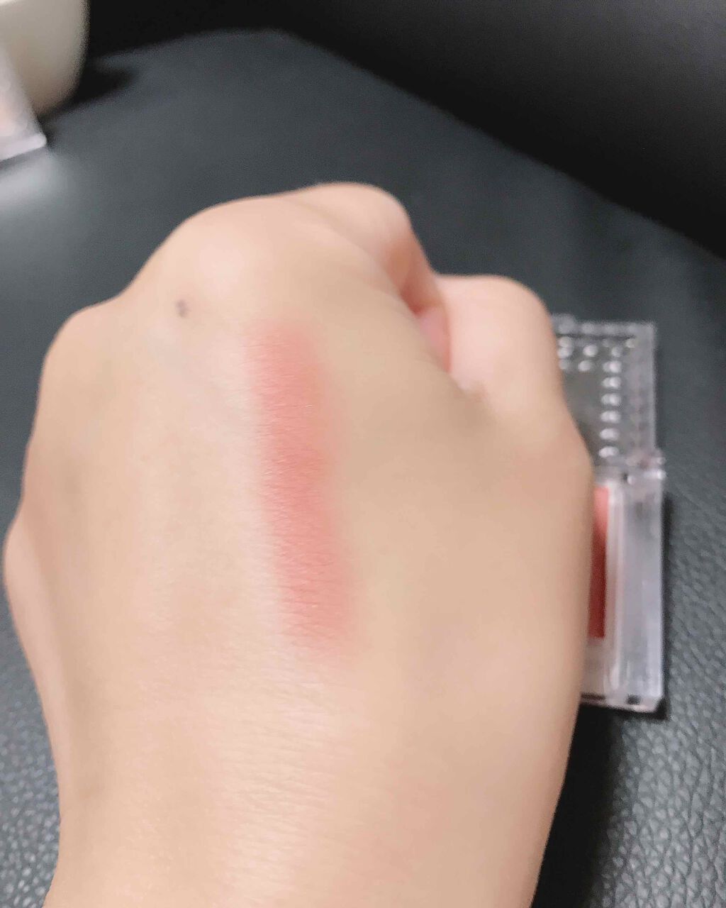 シングルカラーアイシャドウ/CEZANNE/単色アイシャドウを使ったクチコミ(2枚目)