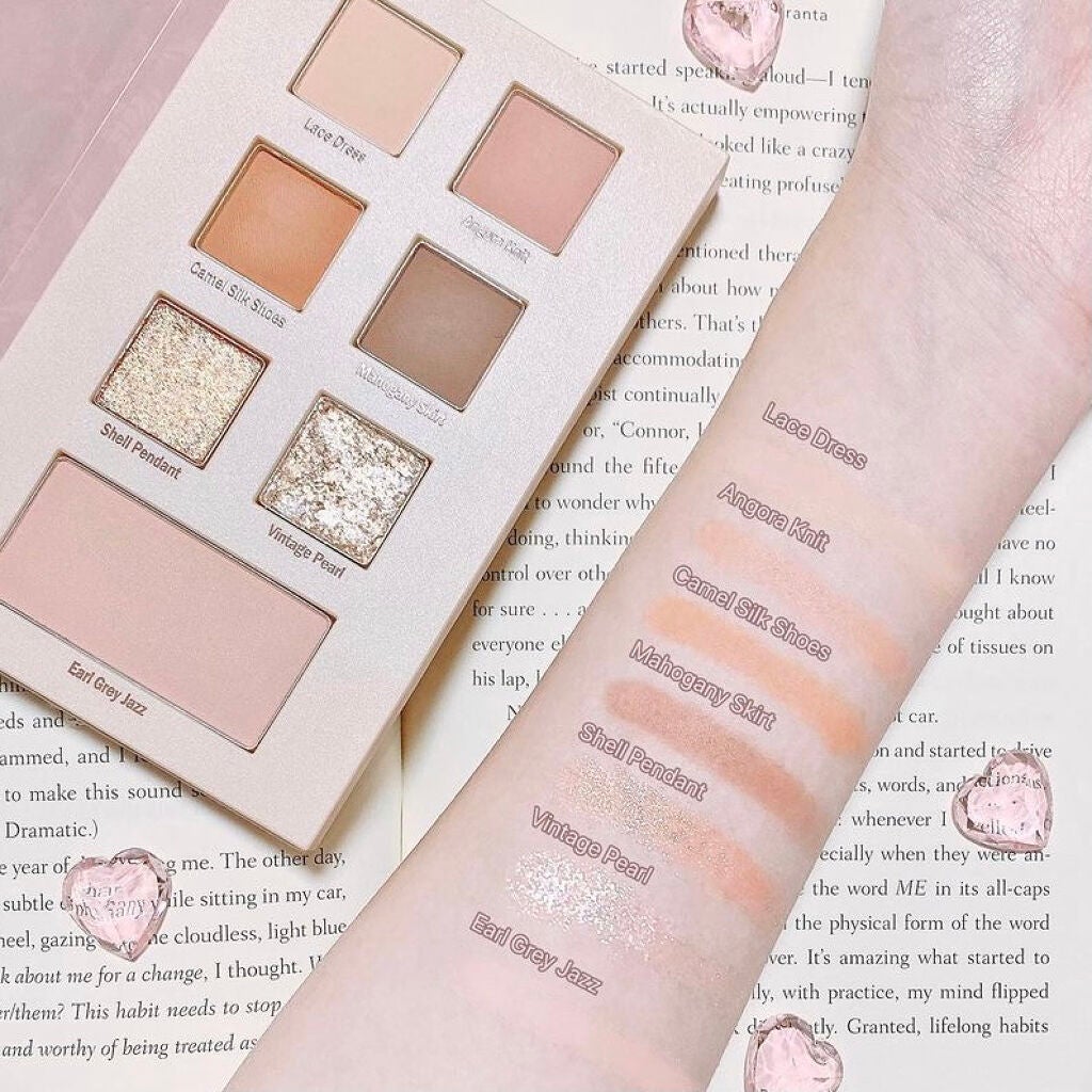 saya フォロバします on LIPS 「espoirルックブックパレットヴィンテージレース✨3..」(3枚目)