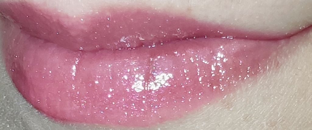 キラティントグロス/WHOMEE/リップティントを使ったクチコミ(4枚目)