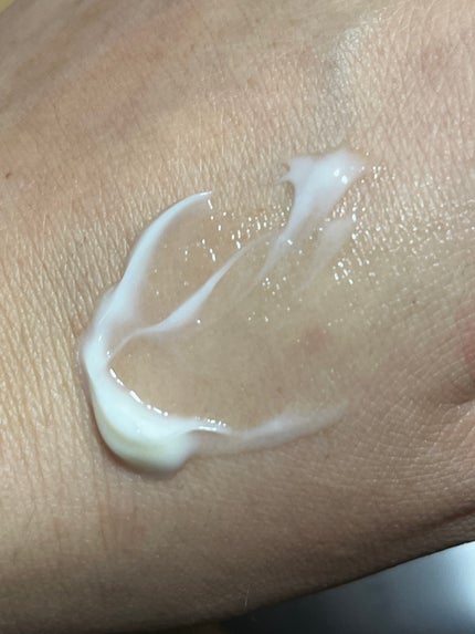 ビューティハンドセラム ホワイト/インフィニティ/ハンドクリームを使ったクチコミ(2枚目)