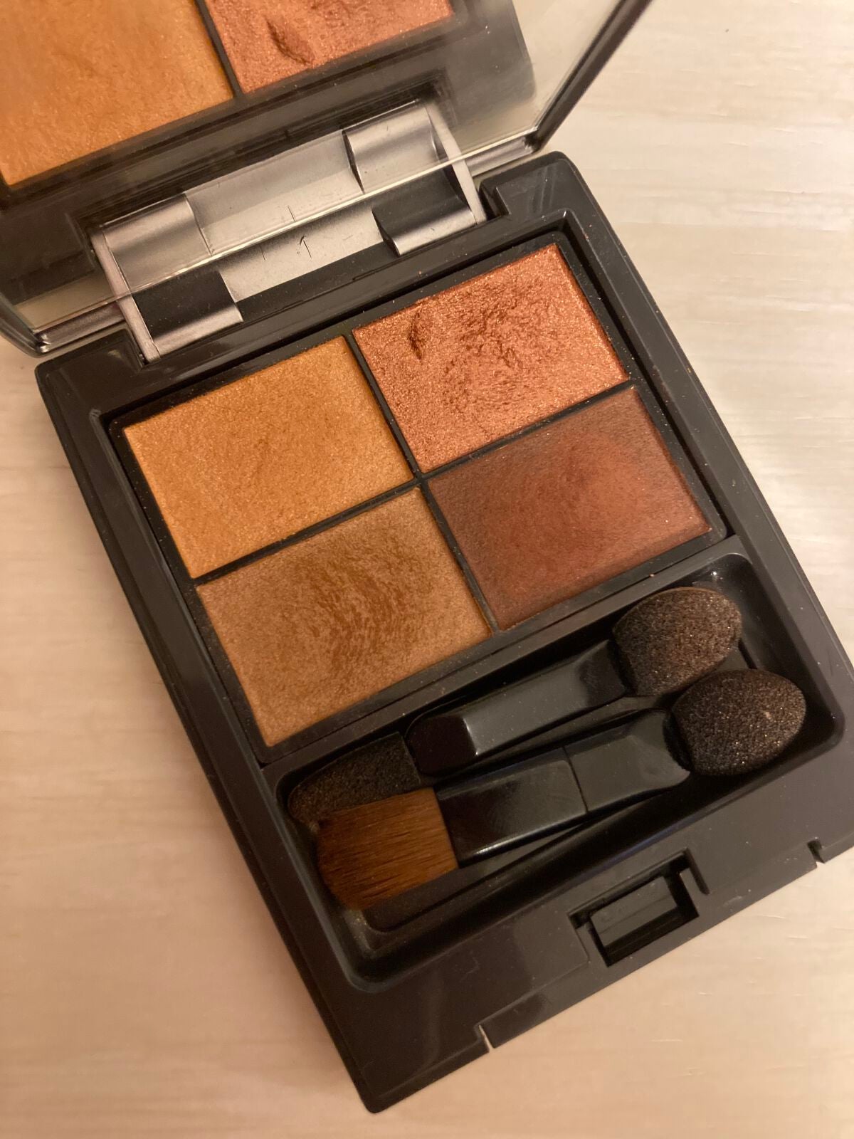 パレットアイシャドウ/&be/アイシャドウパレットを使ったクチコミ(1枚目)