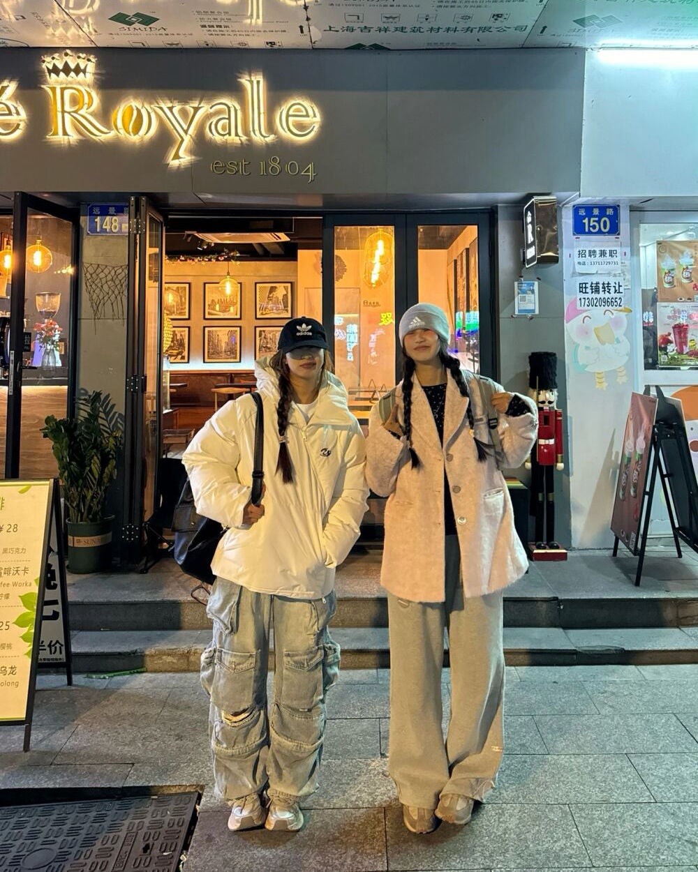 ひとみ on LIPS 「親しい友達と会う予定です#コーデ#ファッション#韓国ファッショ..」(3枚目)