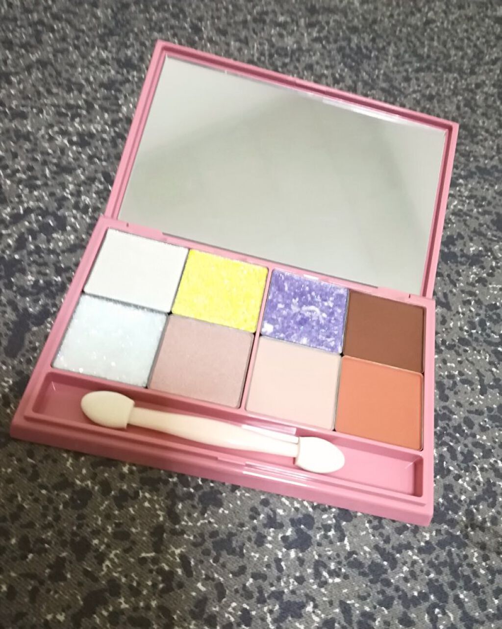 アイシャドウレフィル 01 ヌードベージュ/ROUTEES/単色アイシャドウを使ったクチコミ（1枚目）