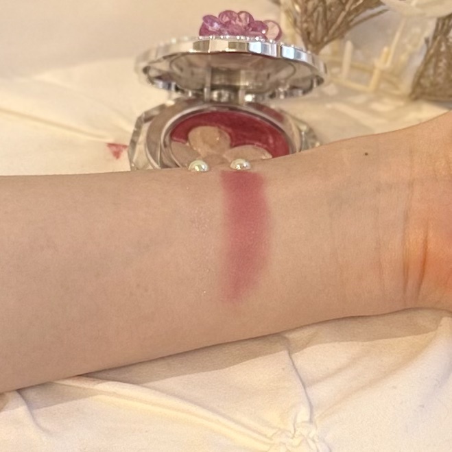 ジルスチュアート クリスタルブルーム ペタルクチュールアイズ デュオ/JILL STUART/アイシャドウパレットを使ったクチコミ（2枚目）