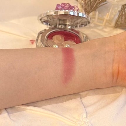 ジルスチュアート クリスタルブルーム ペタルクチュールアイズ デュオ 12 new year's eve petals/JILL STUART/アイシャドウパレットを使ったクチコミ(2枚目)