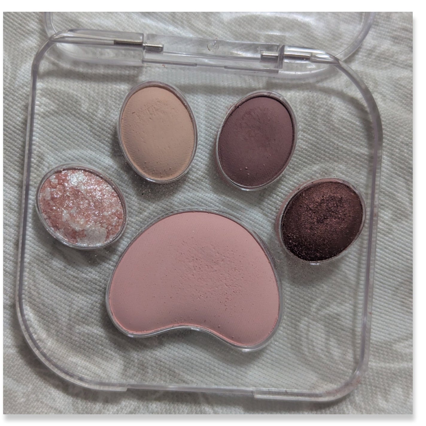 ミャオパウズアイシャドウパレット/MilleFée/アイシャドウパレットを使ったクチコミ(3枚目)