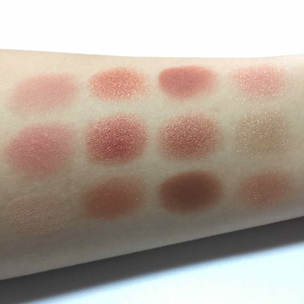 ピースマッチング12色シャドウパレット 2018 HOLIDAY/HOLIKA HOLIKA/アイシャドウパレットを使ったクチコミ（2枚目）