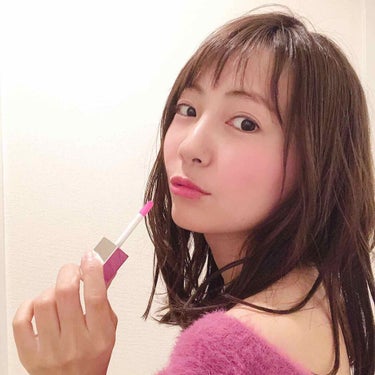 誕生日プレゼントにコスメをいただいたのでさっそく #cosmetichika レポート📝﻿
﻿
自然堂の﻿
369リッププランパー💄﻿
﻿
透け感プランパーの《Cherry Blue》は﻿
リップ自体は