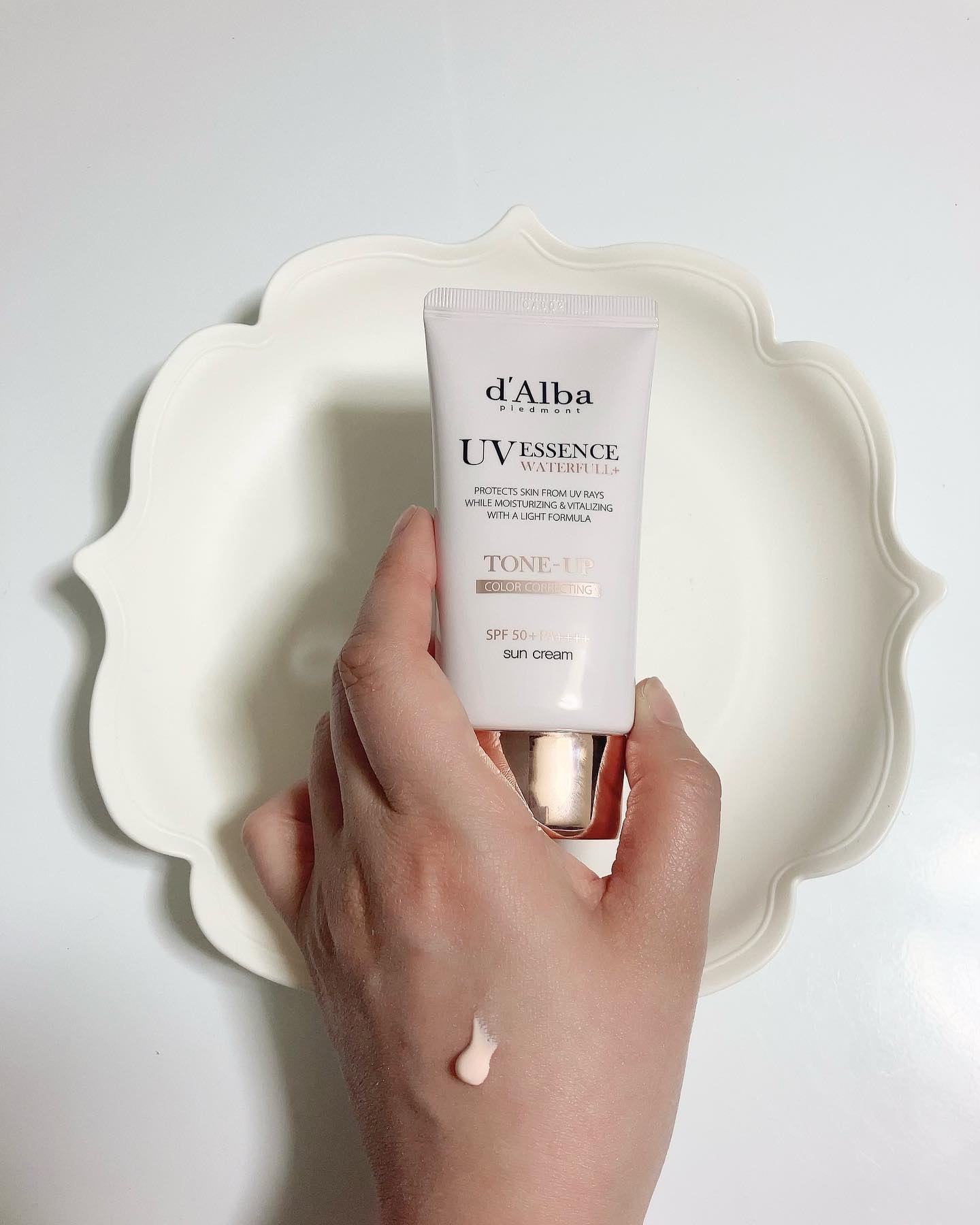 ダルバ ホワイトトリュフファーストスプレーセラム/ダルバ/ミスト状化粧水を使ったクチコミ（2枚目）