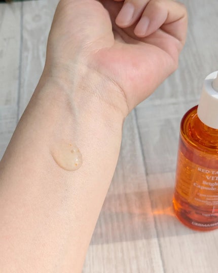 レッドタンジェリンVITA-Cカプセルセラム/DERMASHARE/美容液を使ったクチコミ(3枚目)