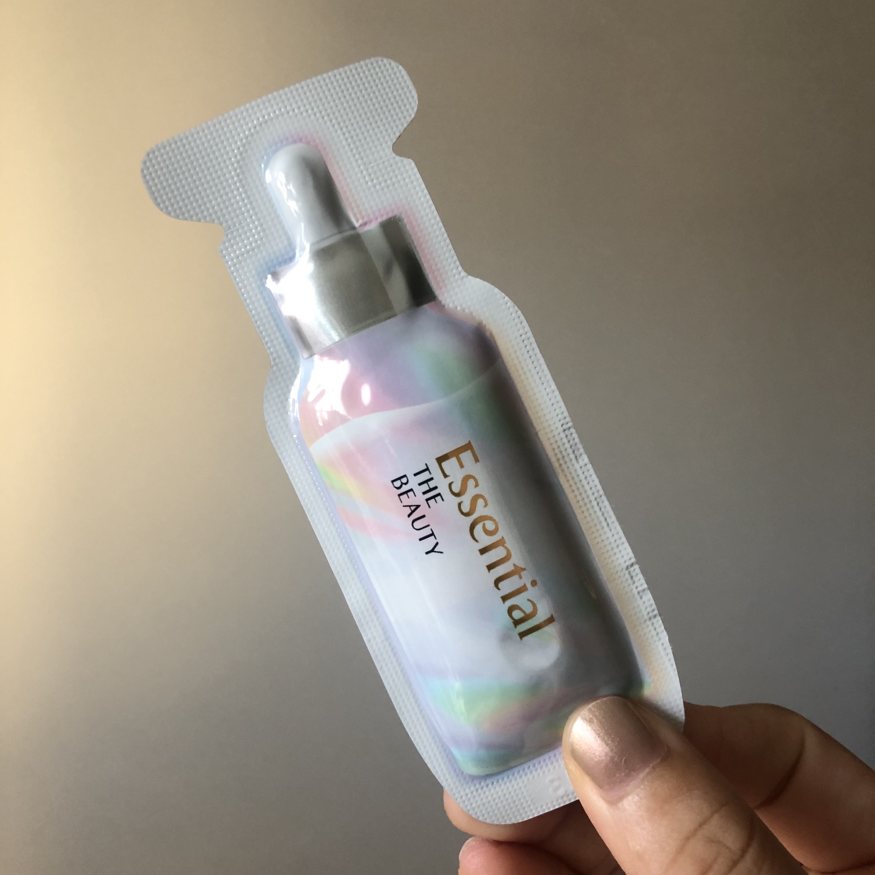 ザビューティ うるツヤチャージヘアパック/エッセンシャル/ヘアマスク・ヘアパックを使ったクチコミ（2枚目）