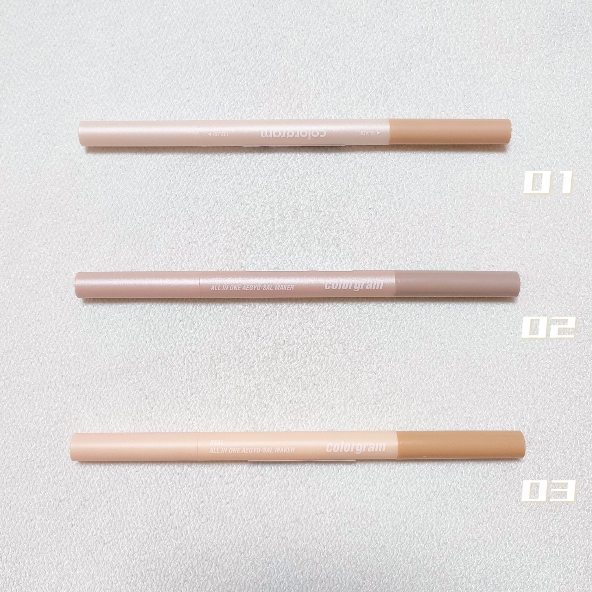 カラーグラム オールインワン涙袋メーカー 03 リアル(REAL)/Colorgram/ペンシルアイライナーを使ったクチコミ（2枚目）