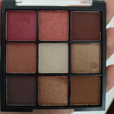 UR GLAM　BLOOMING EYE COLOR PALETTE/U R GLAM/パウダーアイシャドウを使ったクチコミ（2枚目）