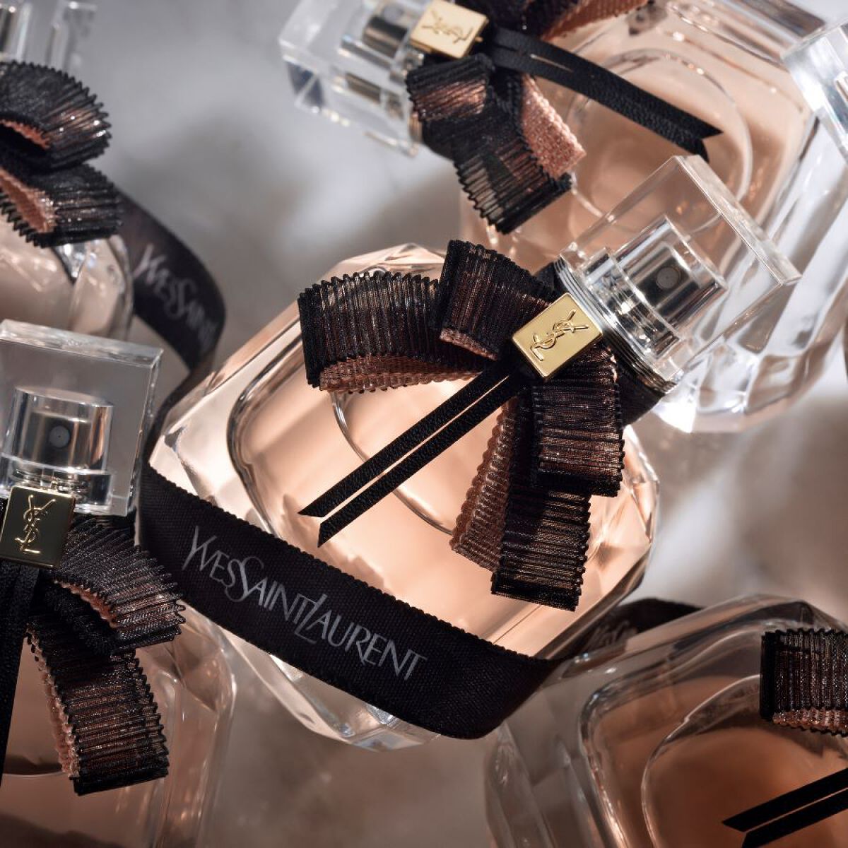 モン パリ リュミエールオーデトワレ/YVES SAINT LAURENT BEAUTE/香水(レディース)を使ったクチコミ(1枚目)