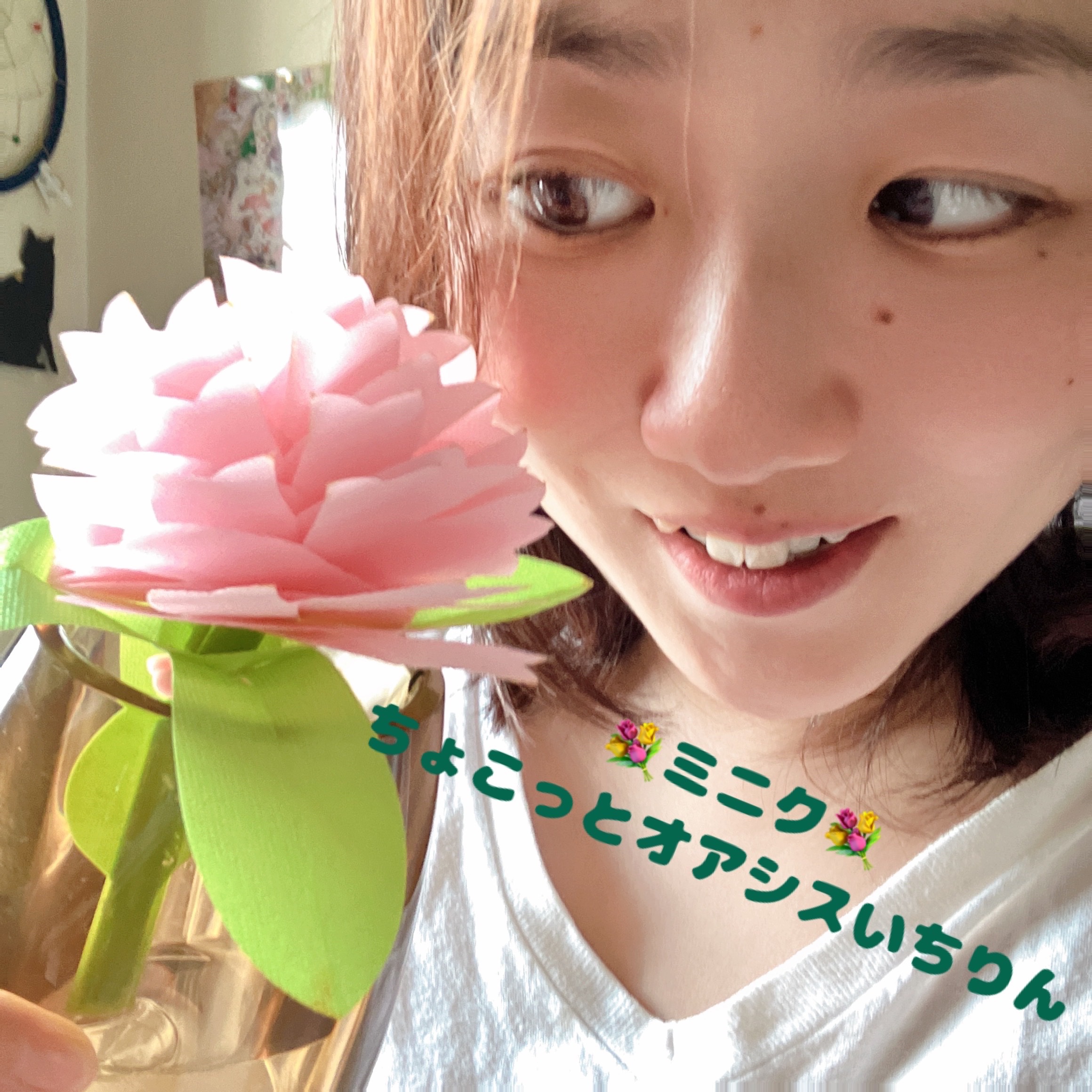 🍀ご紹介いただきました商品の個人的感想🍀
届くのを割れない花瓶と待ってました╰(*´︶`*)╯♡
ミクニ
💐＼電気を使わないエコ加湿器ちょこっとオアシスいちりん／💐

加湿器とお香マニアかというほど、家では加湿器やアロマオイルが沢山