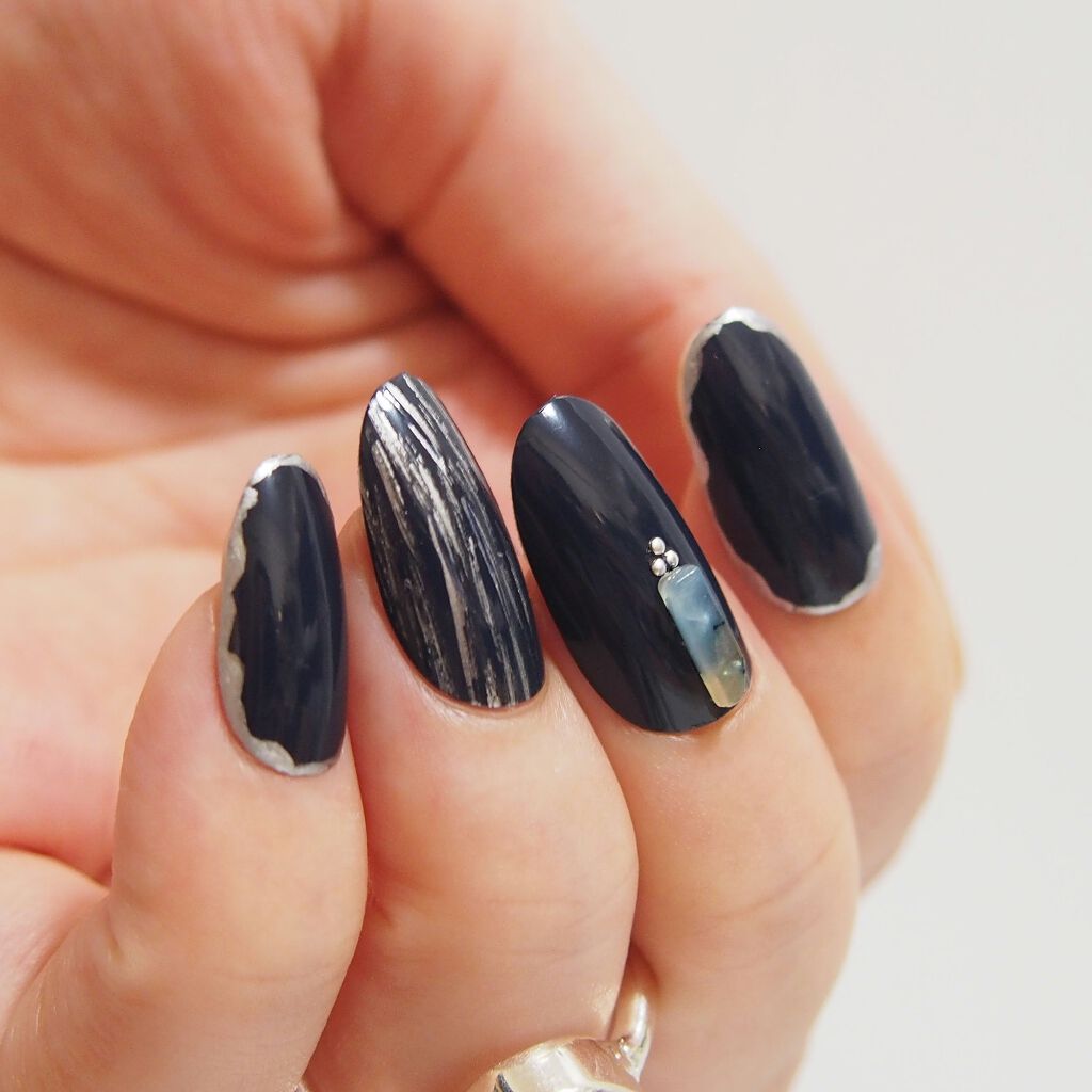 ネイルホリック Mode color BL905/ネイルホリック/マニキュアを使ったクチコミ（2枚目）