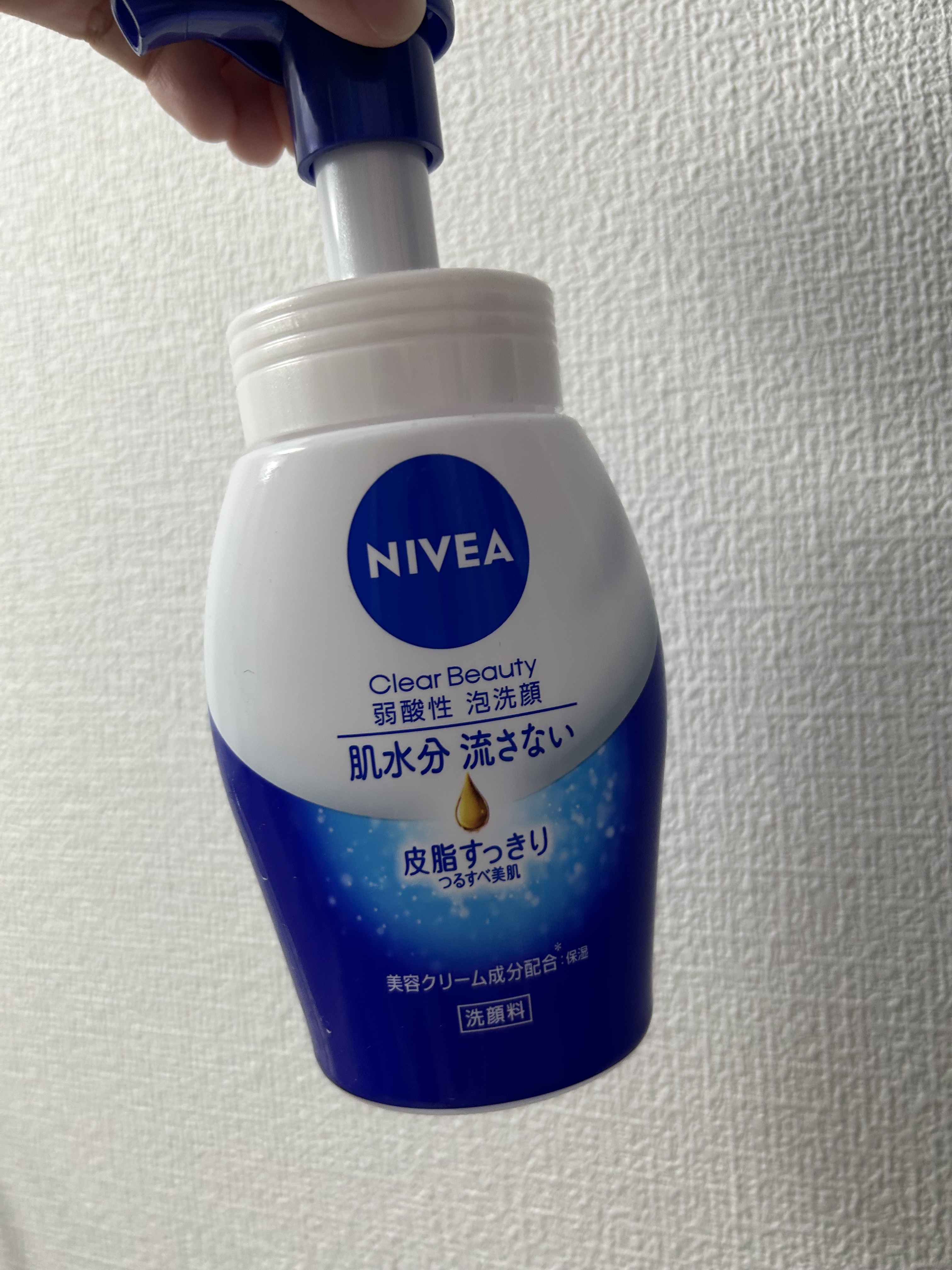 ニベア クリアビューティー弱酸性泡洗顔 皮脂すっきり/ニベア/泡洗顔を使ったクチコミ（1枚目）