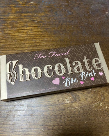 Too Faced チョコレート ボンボン アイ シャドウ コレクションのクチコミ「Too facedの  
チョコレート ボンボン パレット です♪

16入り  

チョコレ.....」（1枚目）