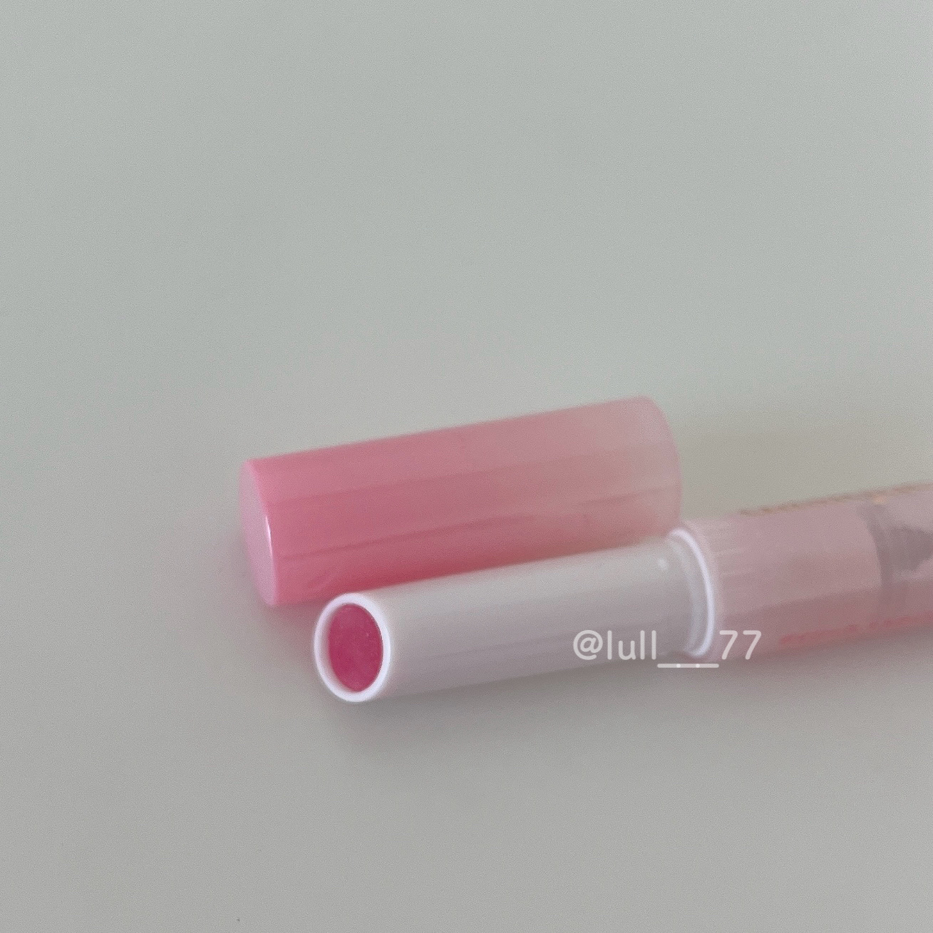 メルティングキャンディーバーム/dasique/口紅を使ったクチコミ（2枚目）