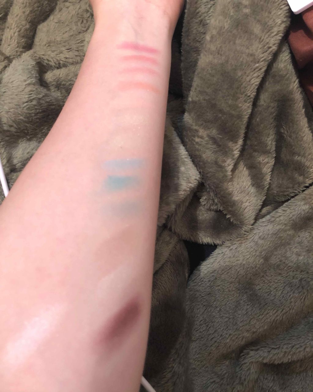 アイカラーパレット/ティアラガール/アイシャドウパレットを使ったクチコミ（2枚目）