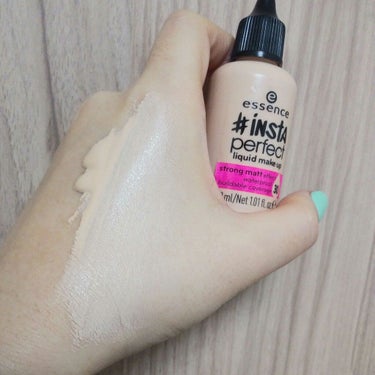 insta perfect liquid make up /essence/リキッドファンデーションを使ったクチコミ（2枚目）