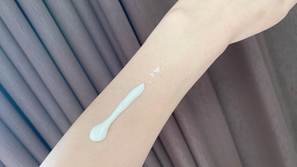 UV  アスリズム　スキンプロテクトエッセンス/ビオレ/日焼け止めローションを使ったクチコミ（2枚目）