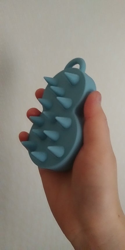 エイトザタラソ ユー 頭皮マッサージブラシ付き 限定キット(炭酸泡シャンプー&集中ヘアマスク)/エイトザタラソ/シャンプー・コンディショナーを使ったクチコミ(4枚目)