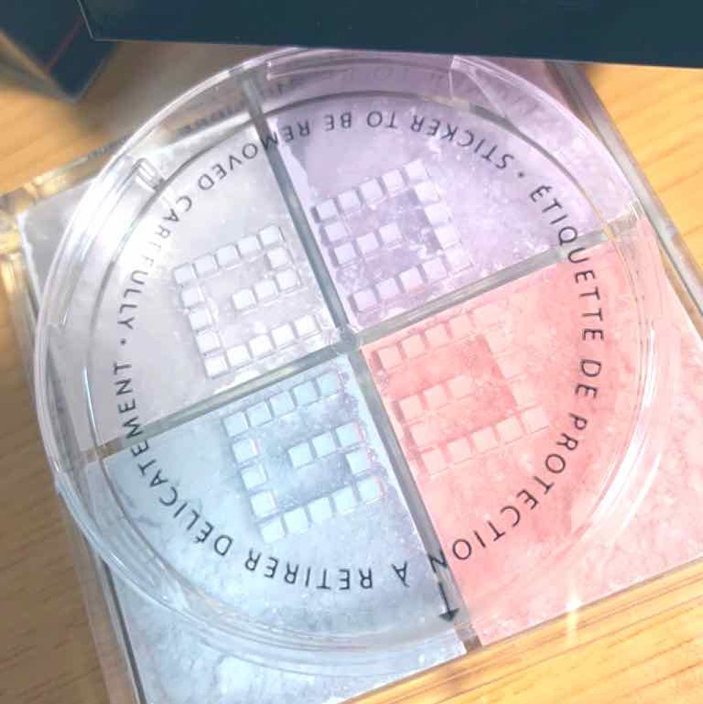 プリズム・リーブル/GIVENCHY/ルースパウダーを使ったクチコミ(2枚目)