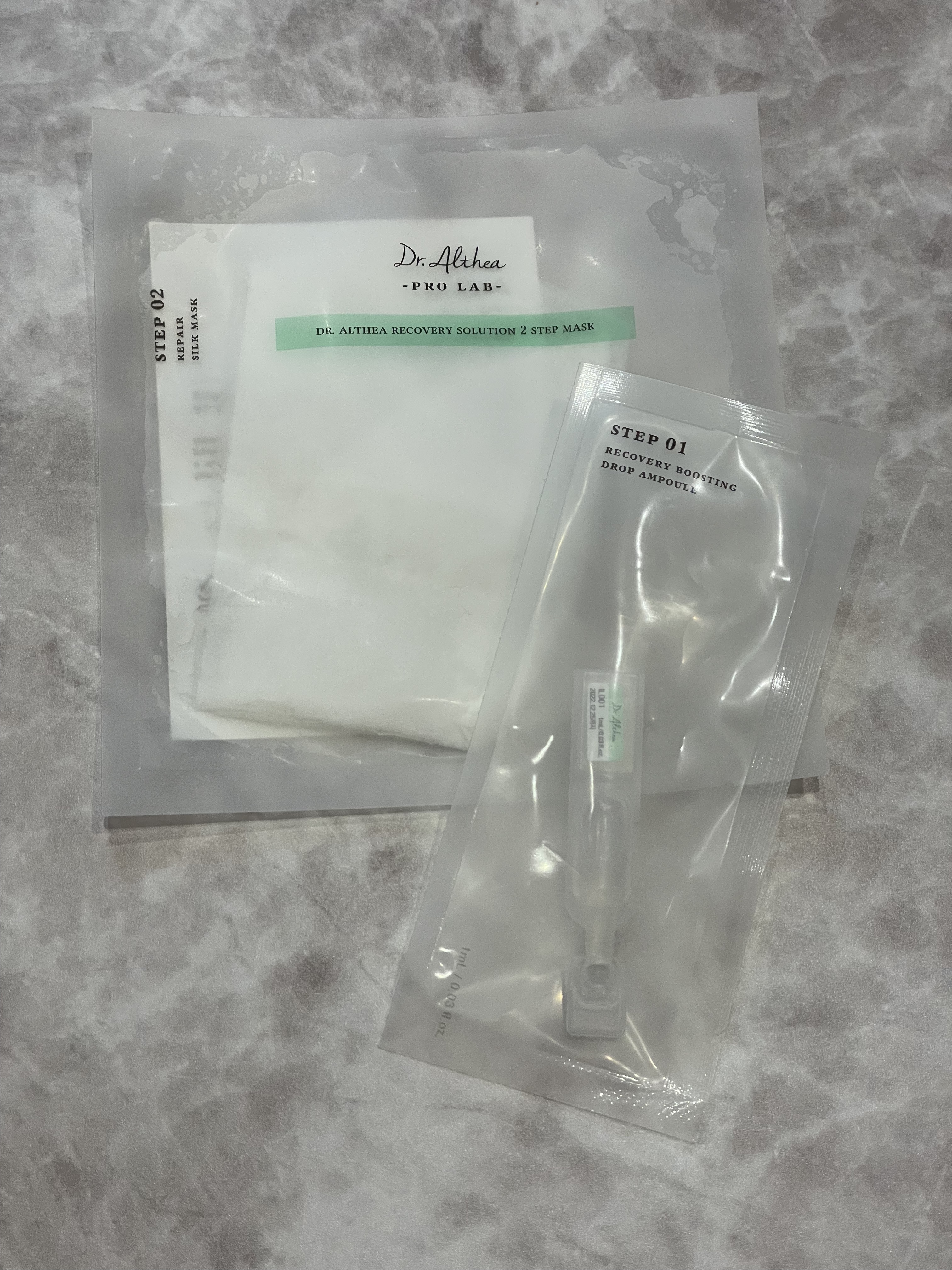 Dr.Althea リカバリー ソリューション 2ステップマスクのクチコミ「一回500円超えの少ししっかりケアしたい日用マスク

先にアンプルをつけて上からマスクをする珍.....」（2枚目）