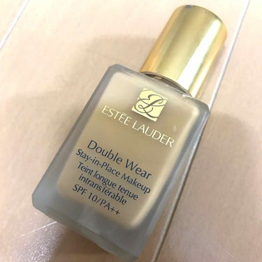 #ESTEELAUDER
#ダブルウェアファンデーション
たしか32番…
1番標準色です！

崩れ、テカリがほんとにない！
12時間とか化粧直しできない時もあるけど
それでも大丈夫！ってなります！
気に